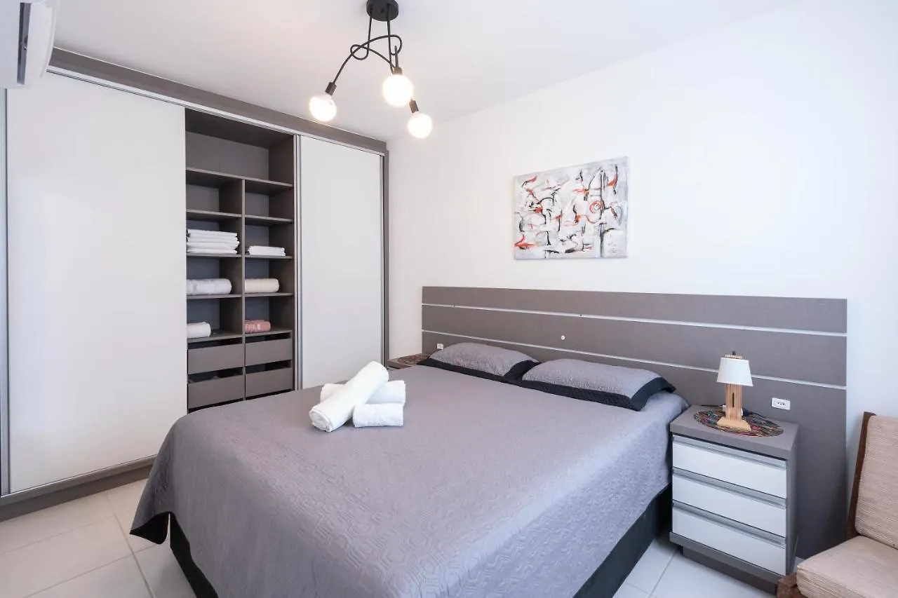 Apartment Apartamentos Piçarras: Beachfront Comfort with Pool and 24/7 Security