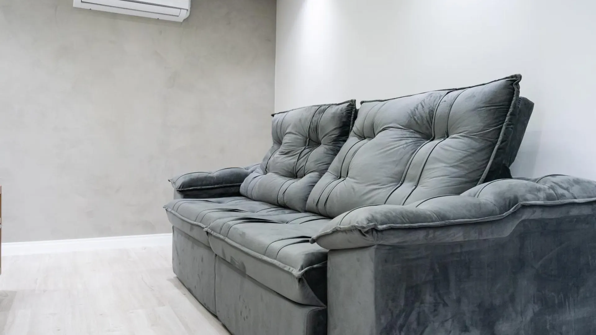 Apartment Apartamentos Piçarras: Beachfront Comfort with Pool and 24/7 Security